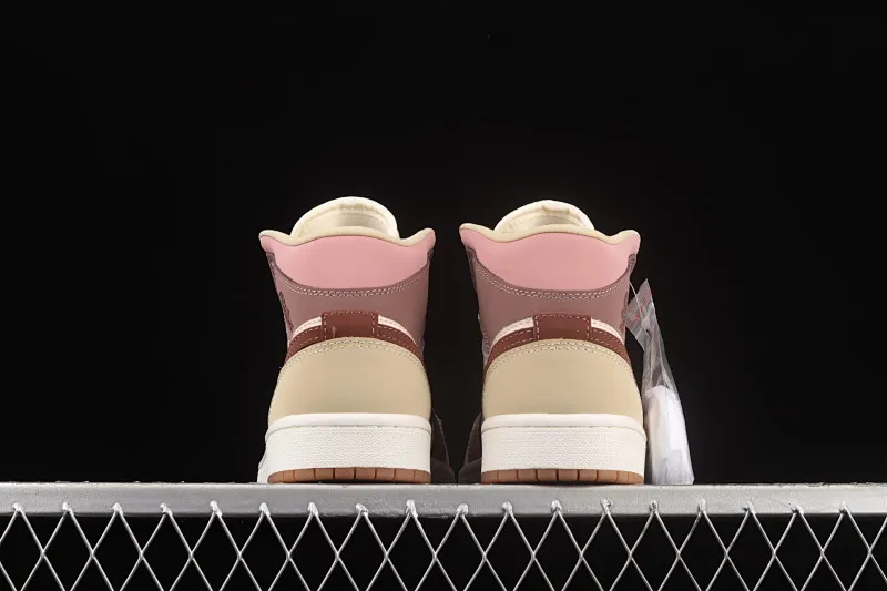 All categories Air Jordan Jordan series basketball shoes Air Jordan 1 Mid Air Jordan 1 Mid AJ1 Joe 1 smoke gray purple red red bean Chinese basketball shoes DO7440-821